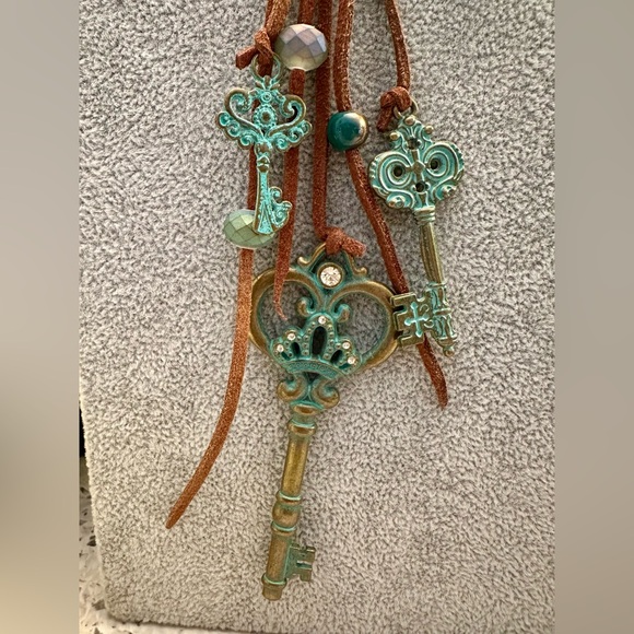 Jewelry Lot in copper/gold tone with turquoise patina - Picture 4 of 12